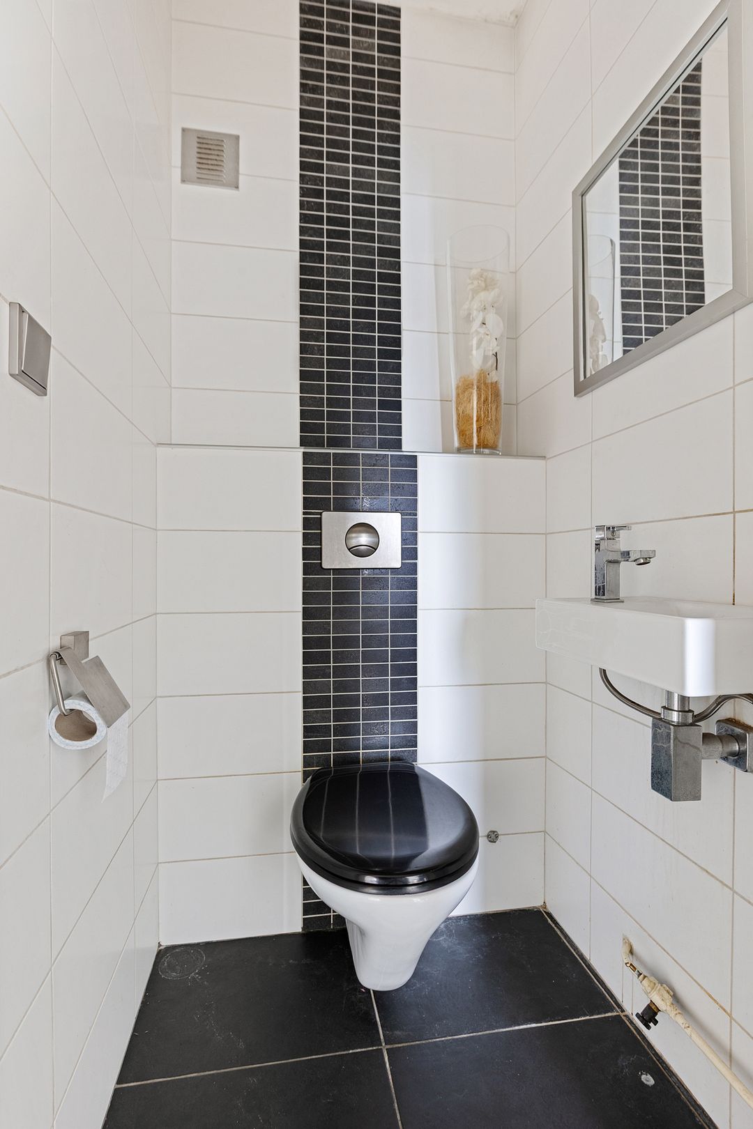 Foto 17 van Outshoornstraat 47