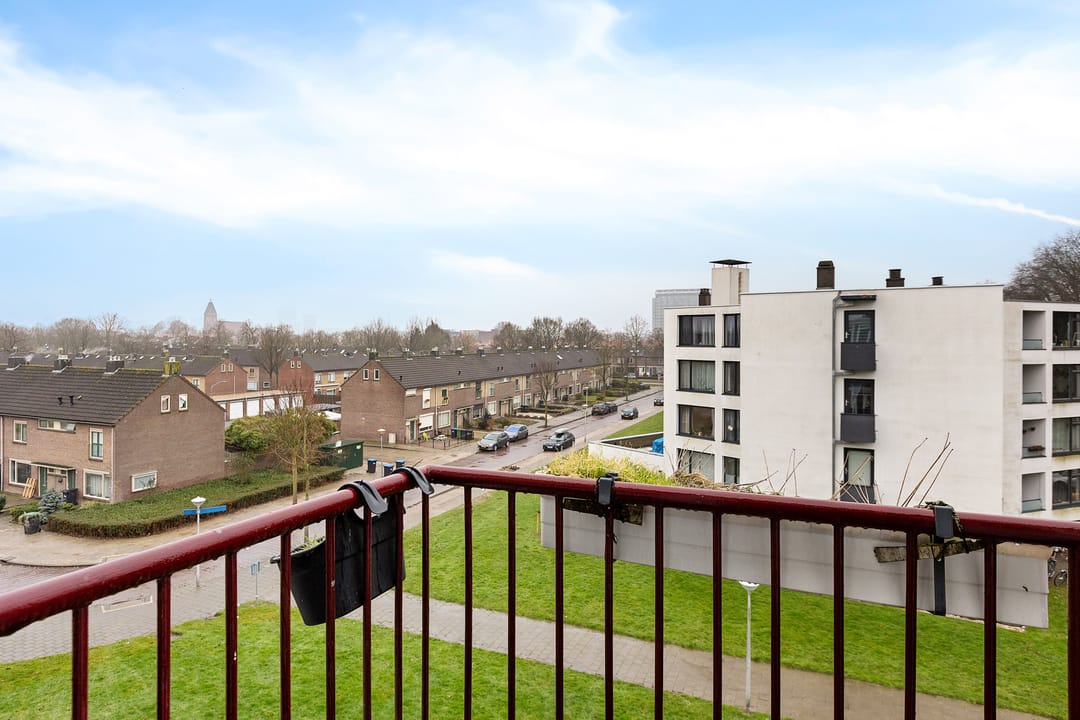 Foto 26 van Outshoornstraat 47