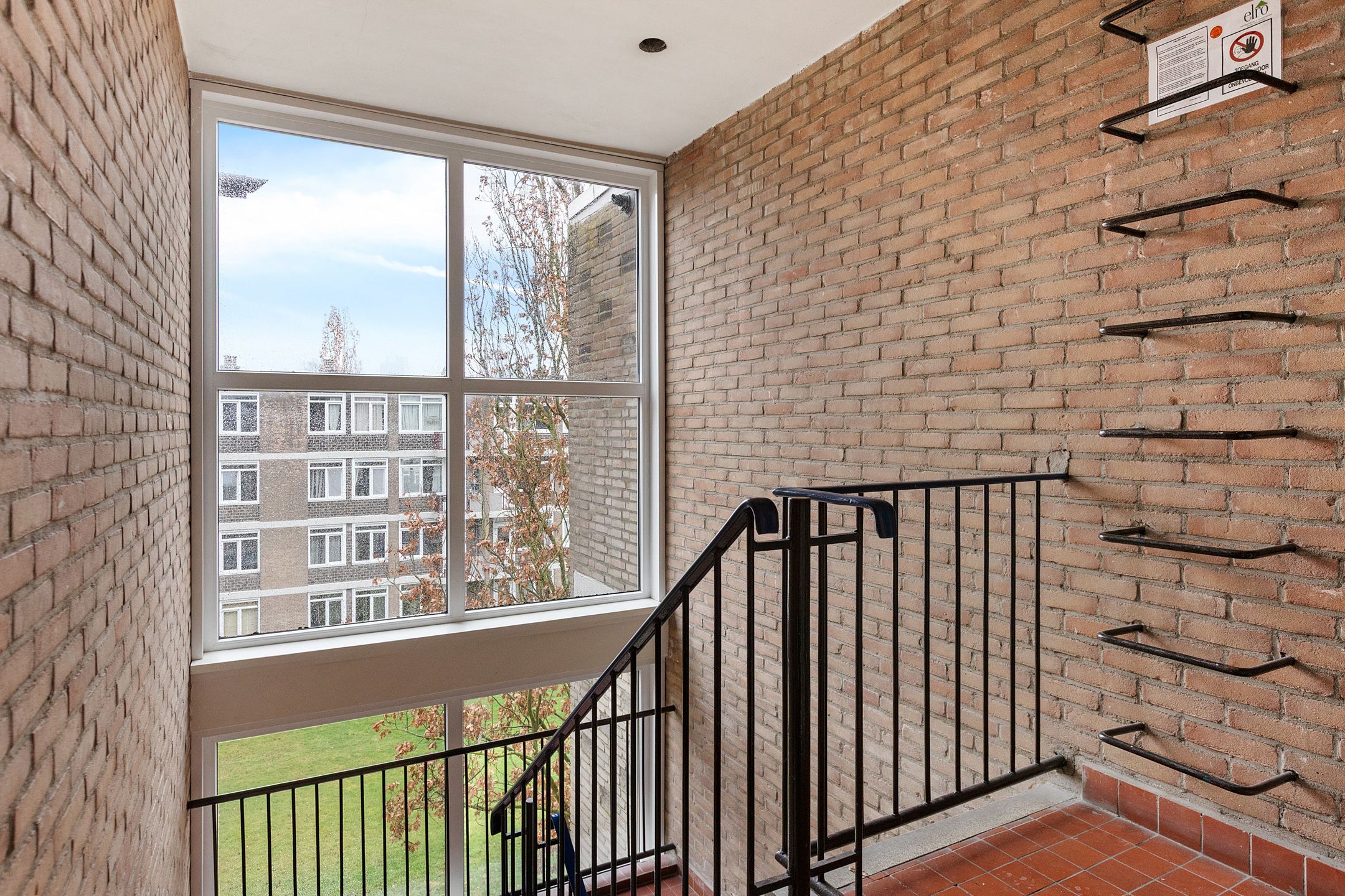 Foto 36 van Outshoornstraat 47