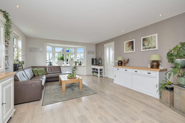 Photo 2 of Thorbeckestraat 24