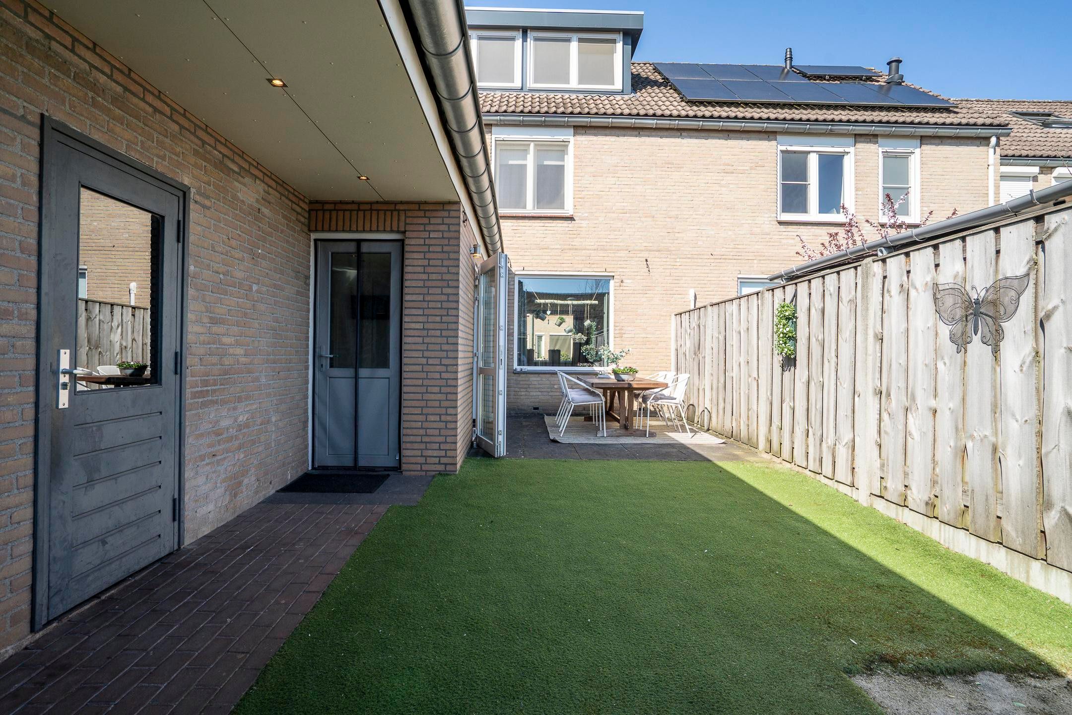 Foto 45 van van Hatzfeldtstraat 9