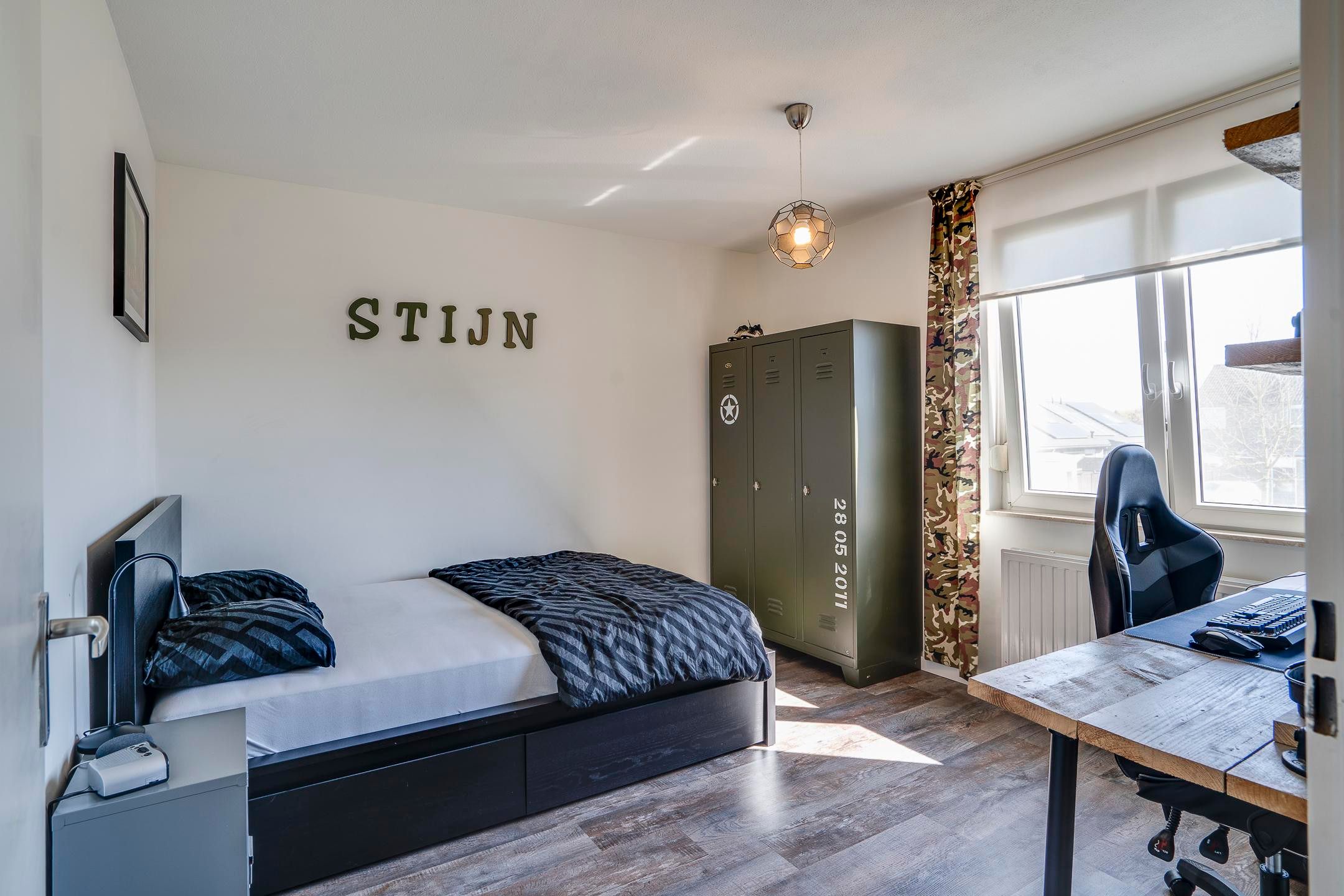 Foto 33 van van Hatzfeldtstraat 9