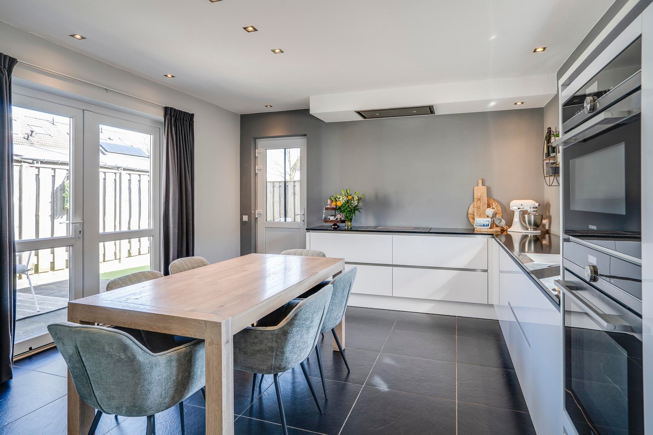 Foto 3 van van Hatzfeldtstraat 9