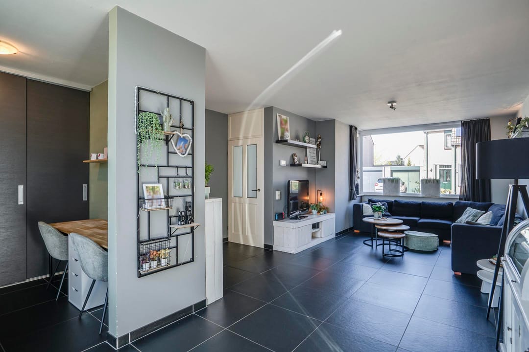 Foto 2 van van Hatzfeldtstraat 9