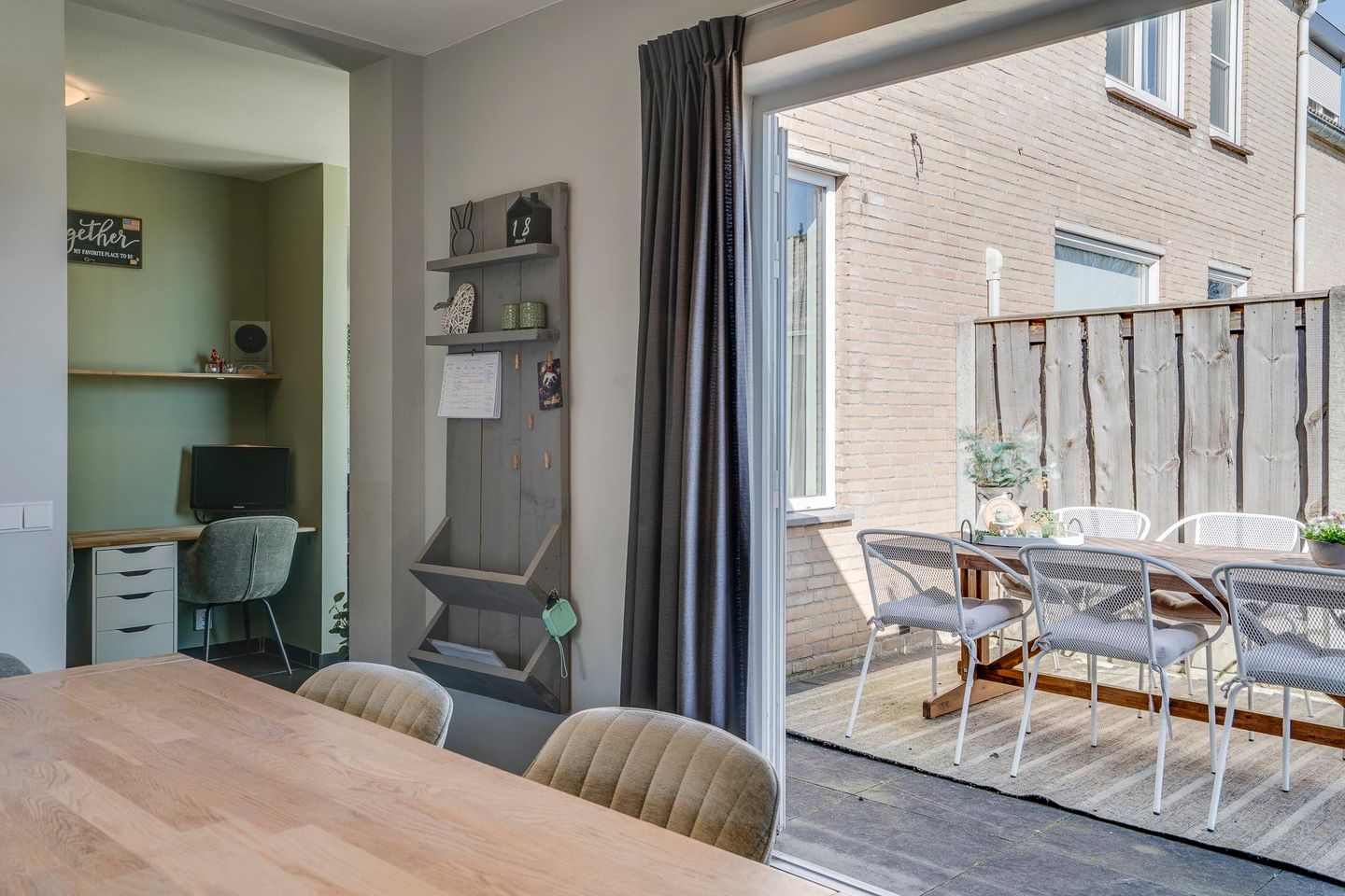 Foto 25 van van Hatzfeldtstraat 9