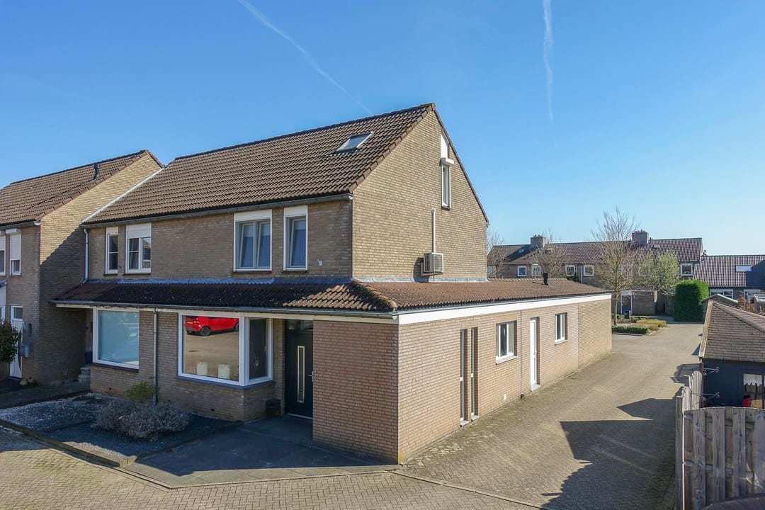 Foto 1 van van Hatzfeldtstraat 9