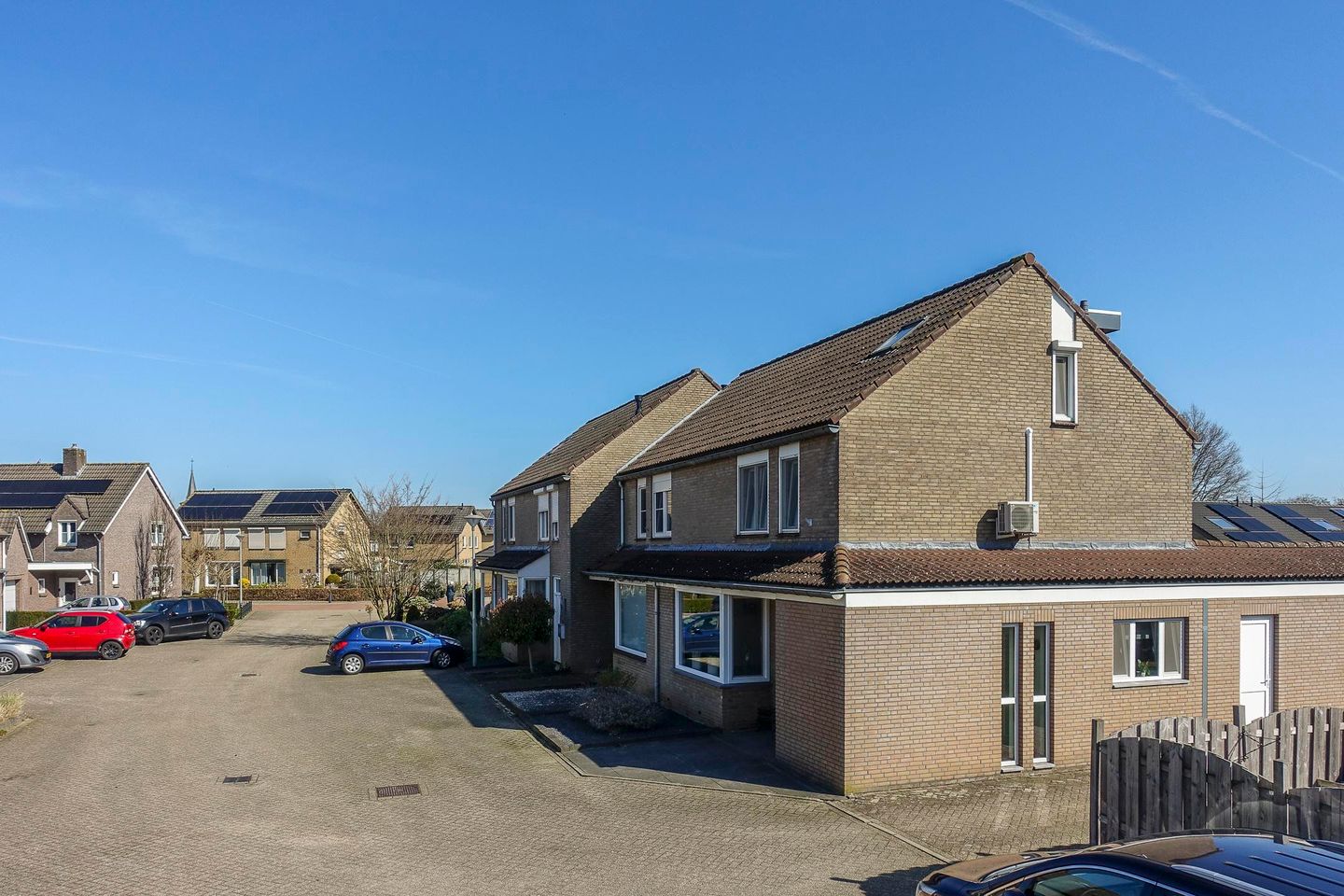 Foto 49 van van Hatzfeldtstraat 9