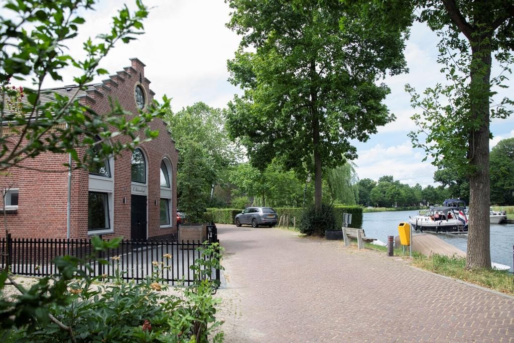 Photo 5 of Wilhelminaweg 7