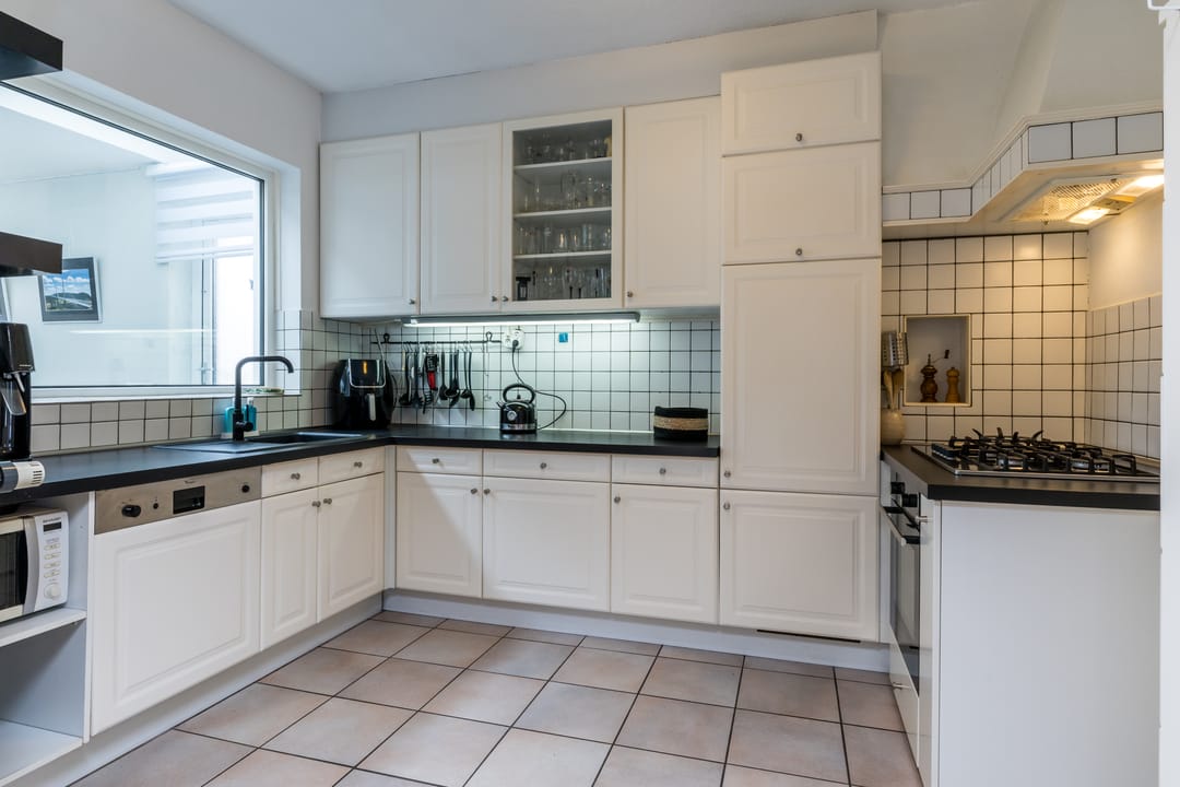 Photo 8 of Piet van Breemenstraat 7