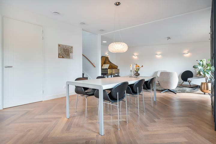 Tussenwoning te koop: Friesewal 41, Zwolle