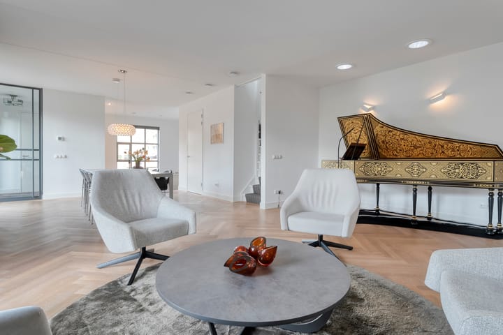 Tussenwoning te koop: Friesewal 41, Zwolle
