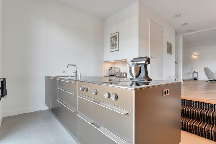 Tussenwoning te koop: Friesewal 41, Zwolle
