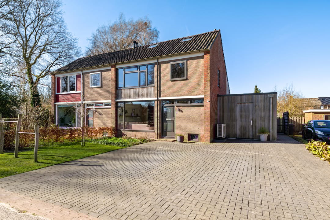 Foto 2 van Julianalaan 82