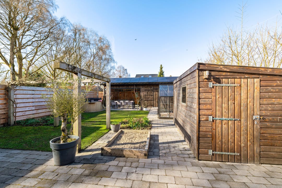 Foto 11 van Julianalaan 82