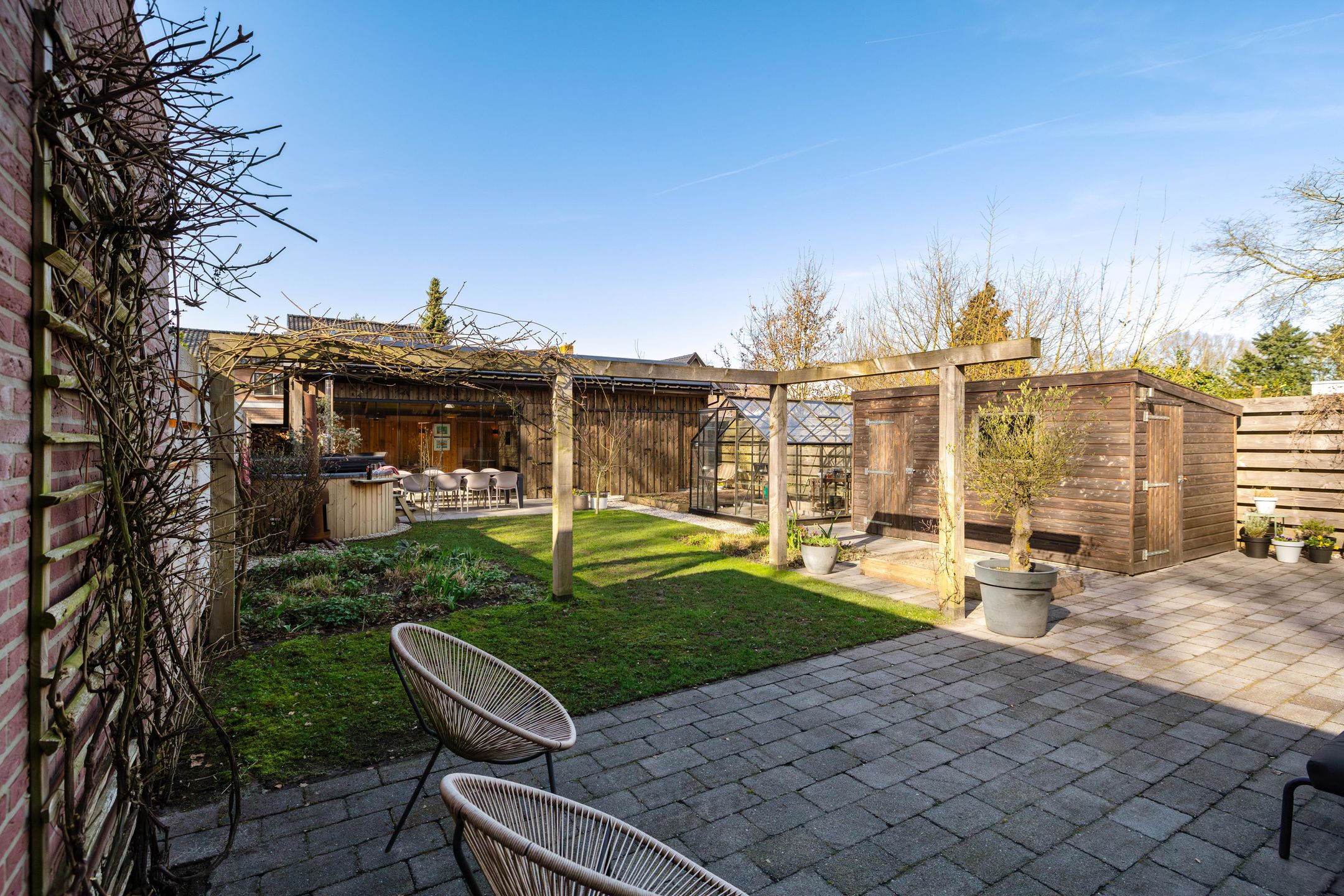 Foto 12 van Julianalaan 82