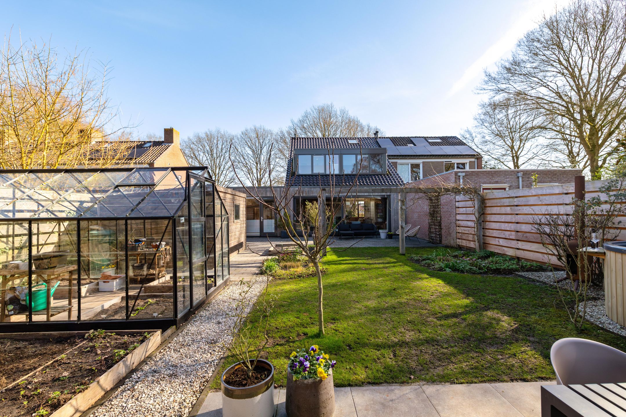 Foto 15 van Julianalaan 82