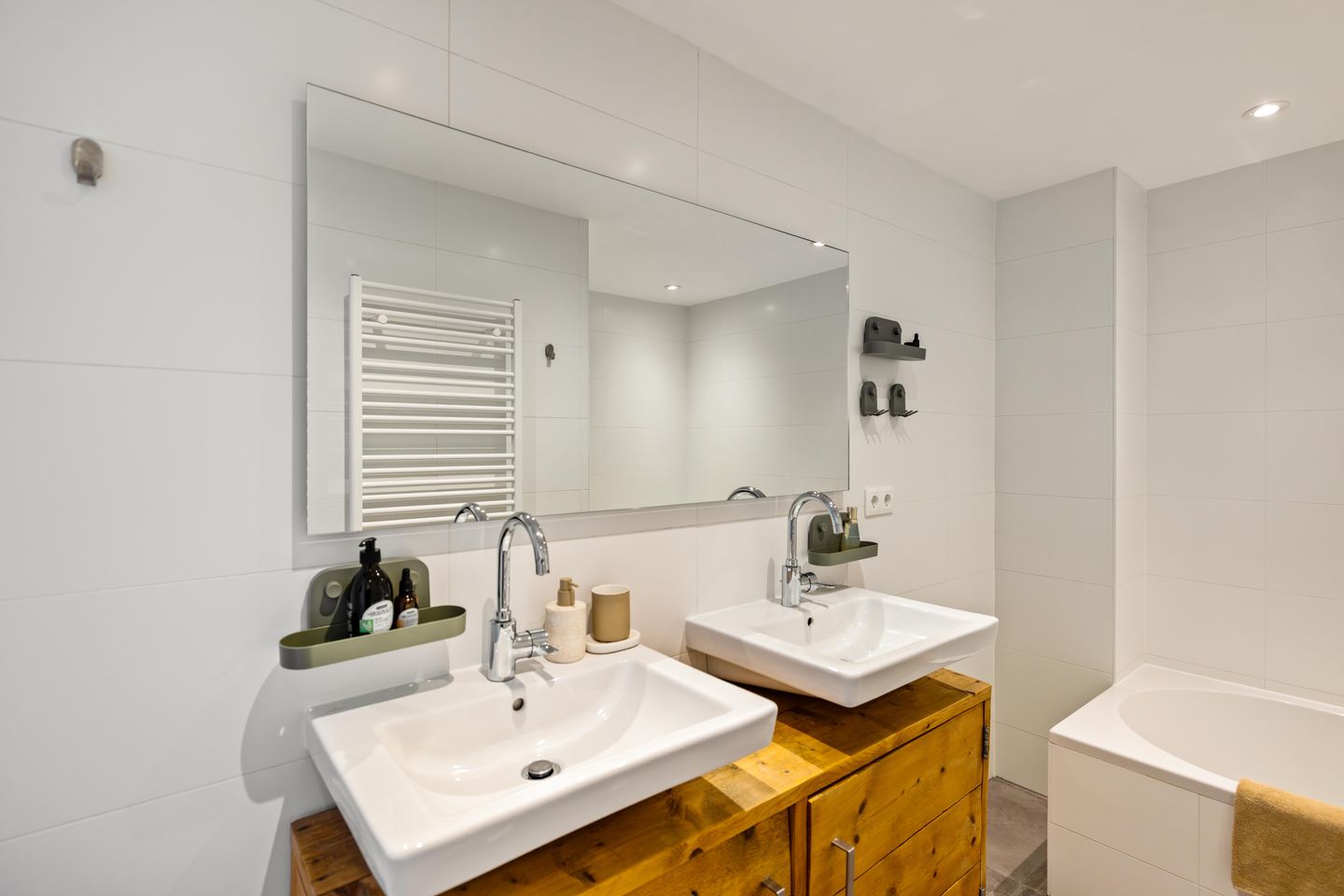 Foto 44 van Julianalaan 82