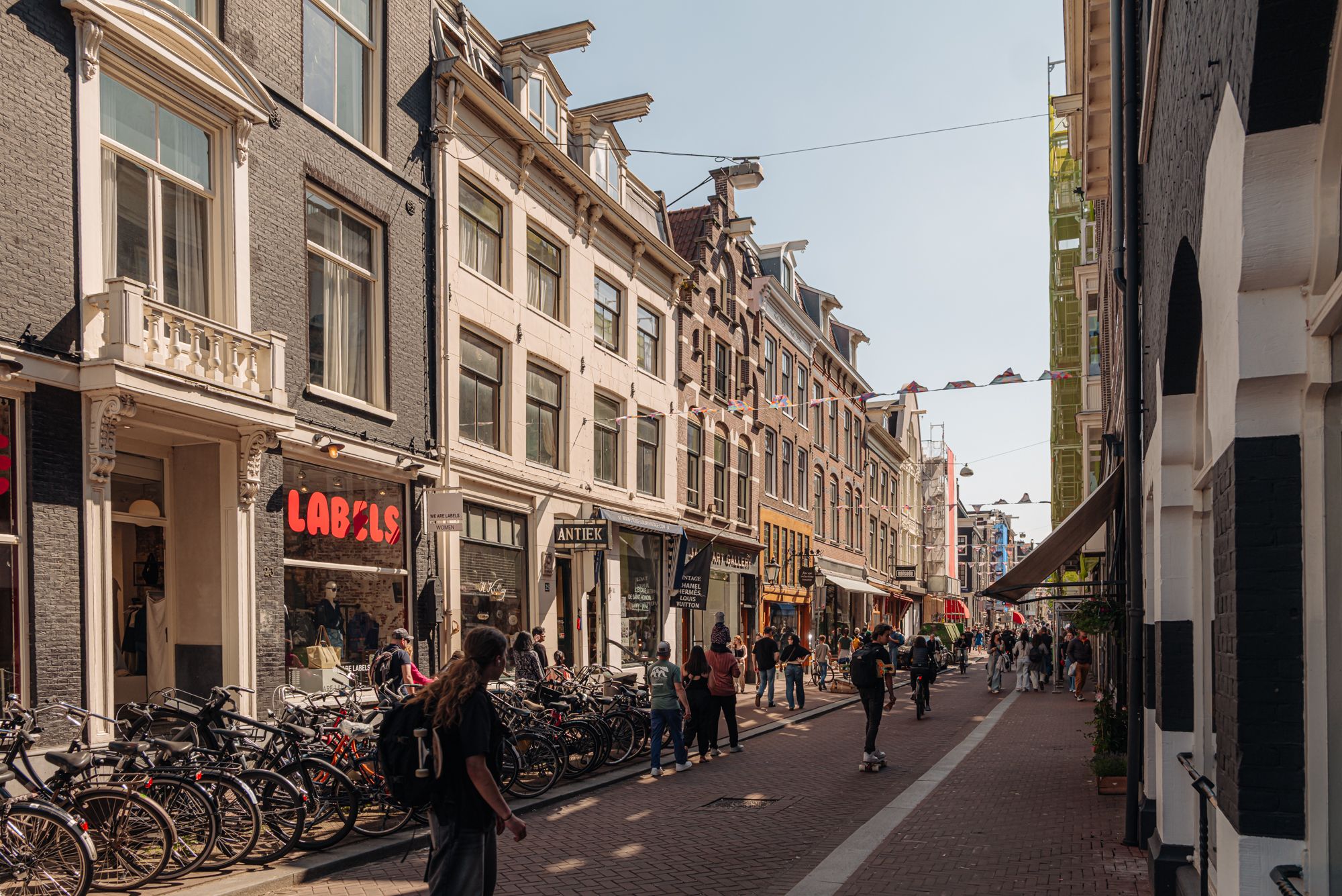 Charming Three-Story Upper House of 182 m² with Rooftop Terrace in Amsterdam — 26