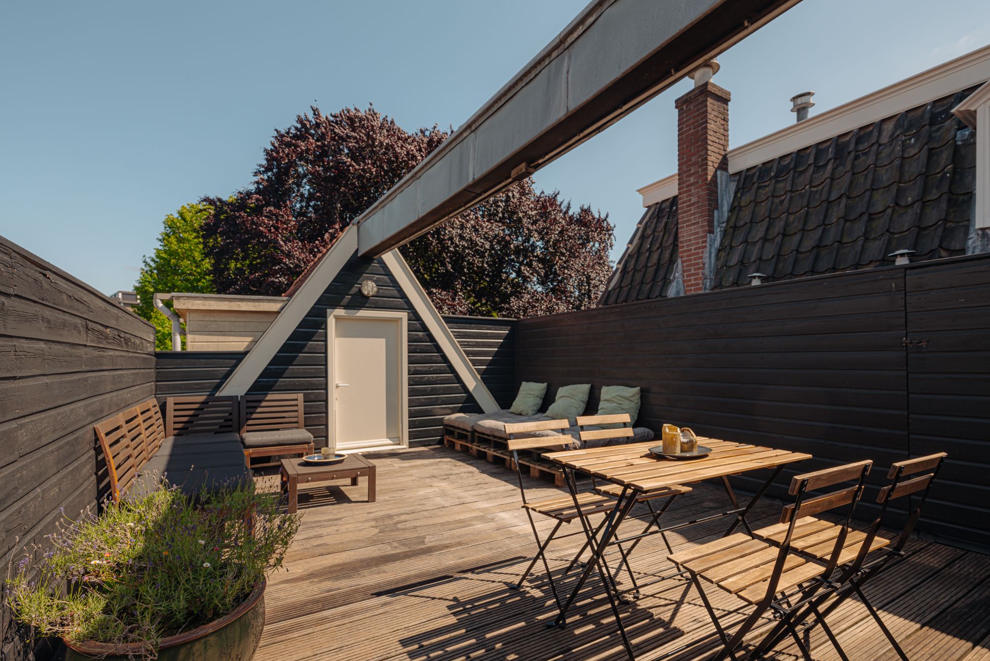 Charming Three-Story Upper House of 182 m² with Rooftop Terrace in Amsterdam — 23