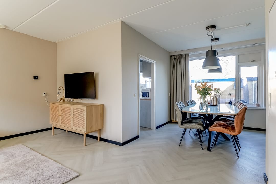 Photo 11 of Goudenregenstraat 15