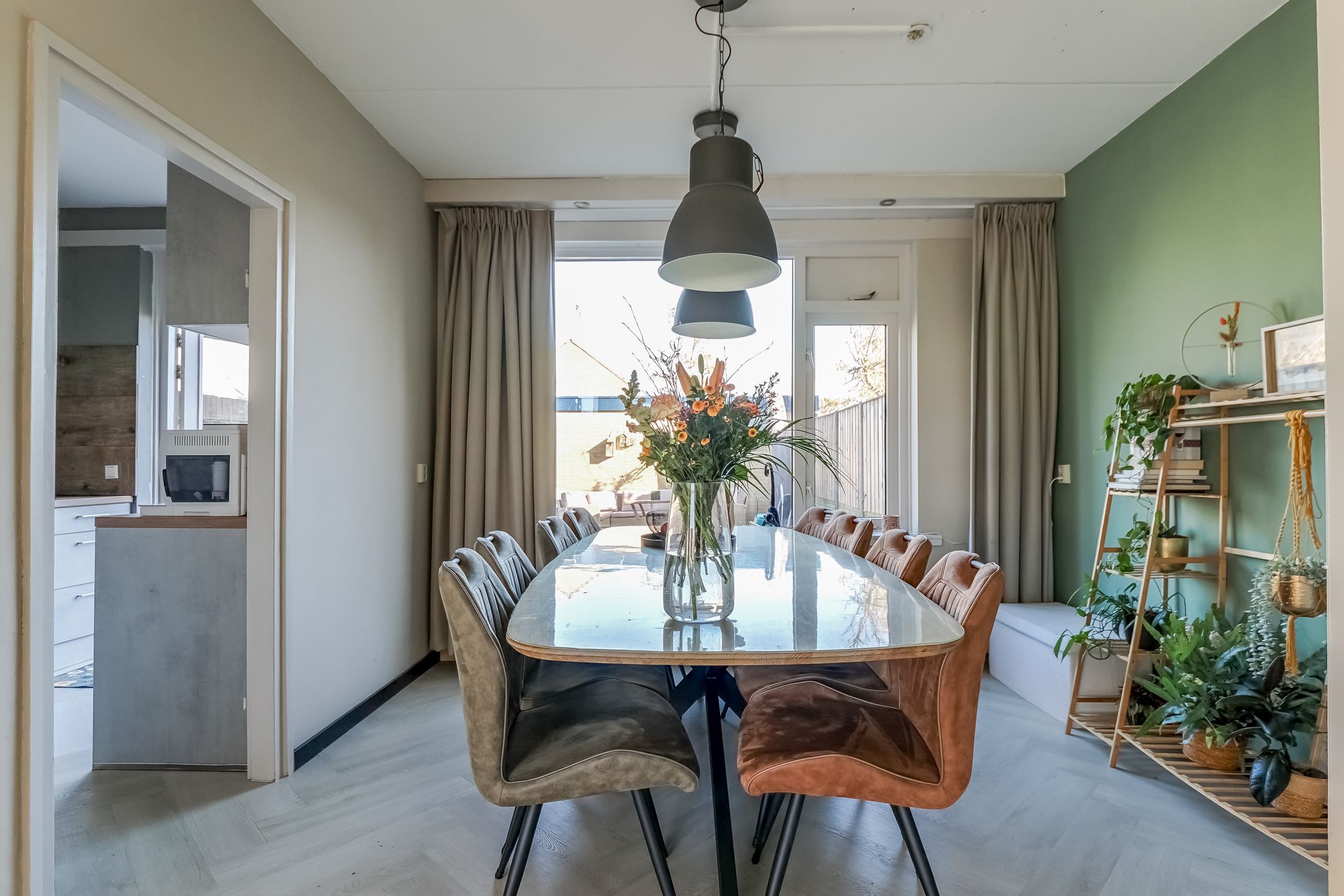 Photo 15 of Goudenregenstraat 15