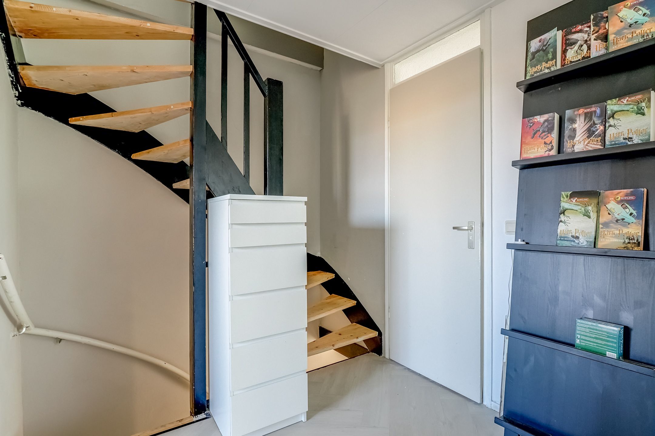 Photo 24 of Goudenregenstraat 15