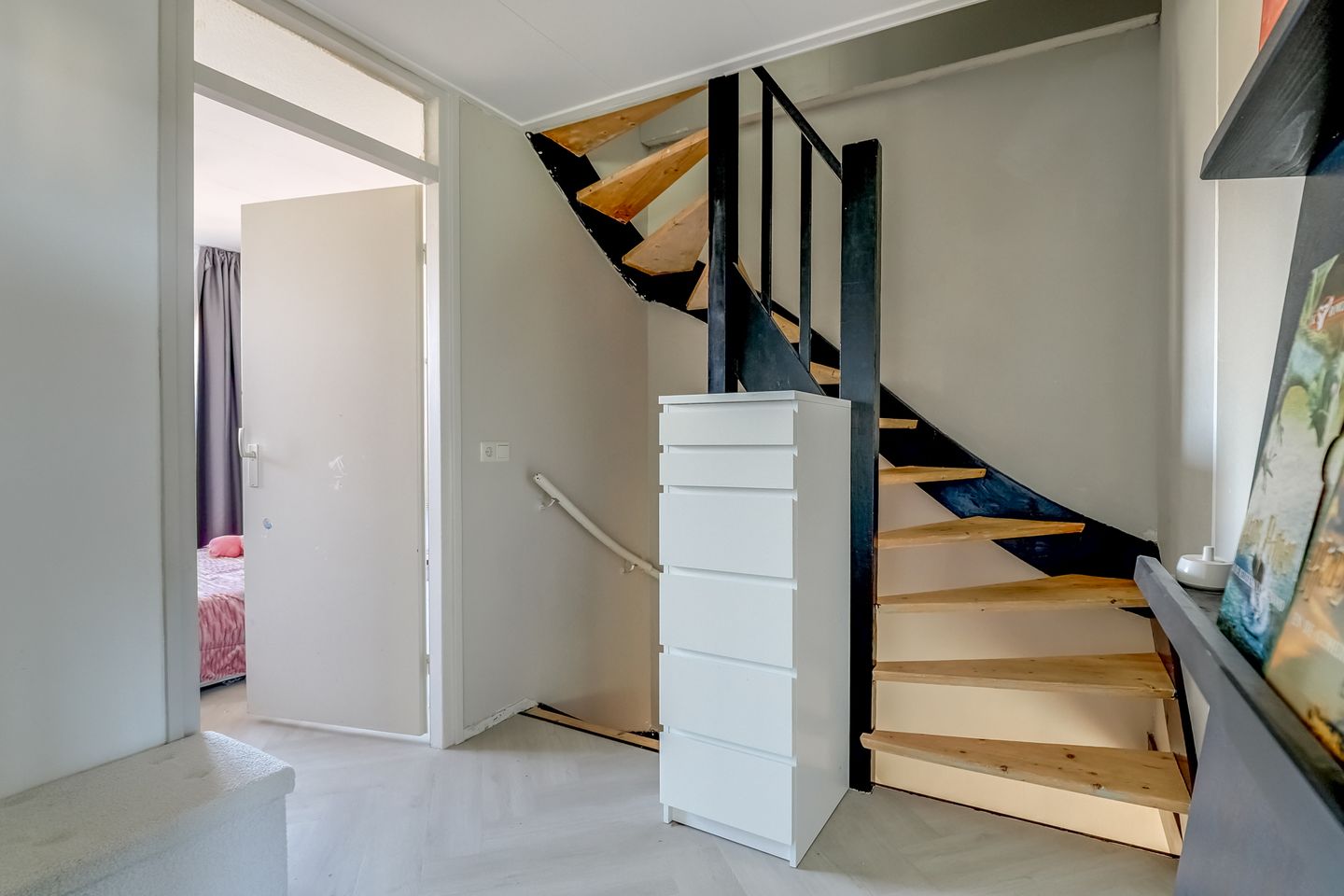 Photo 35 of Goudenregenstraat 15