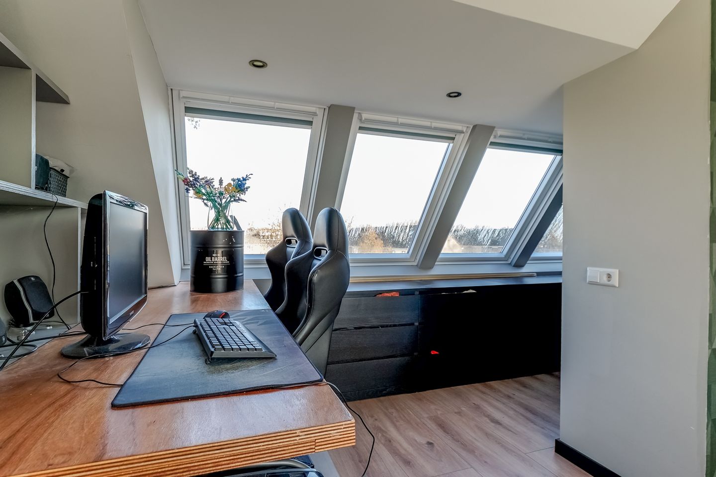 Photo 40 of Goudenregenstraat 15