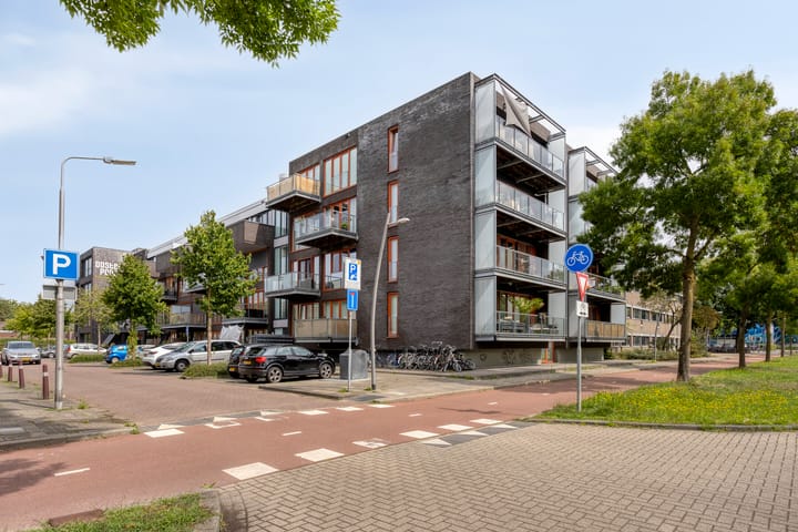 Kamperfoeliestraat 8 B