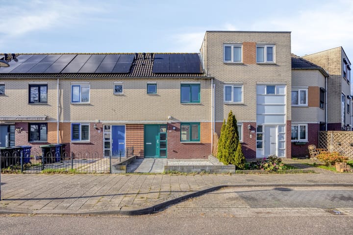Clare Lennartstraat 54 main image