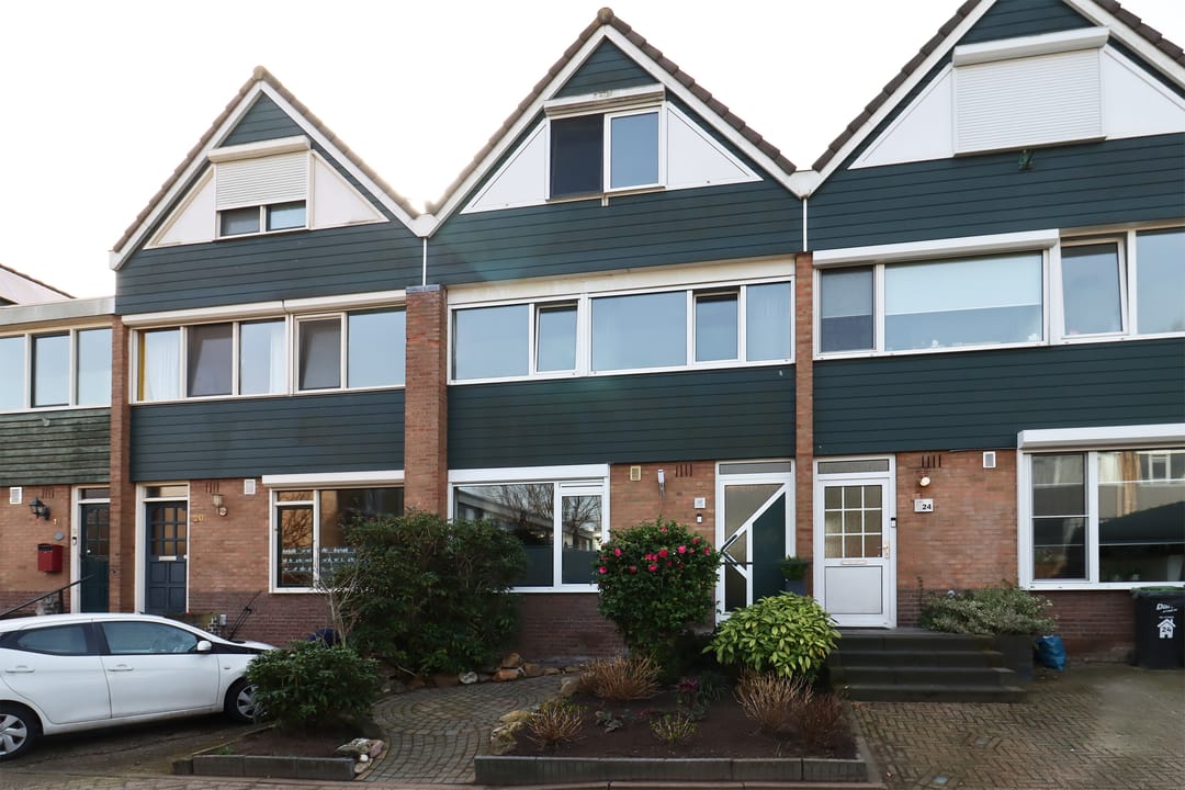 Photo 1 of Gerard Douweg 22