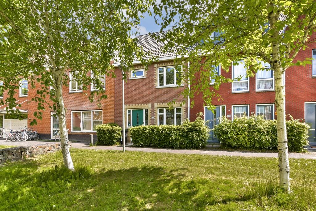 Tussenwoning aan Freyjaplantsoen 55, Almere