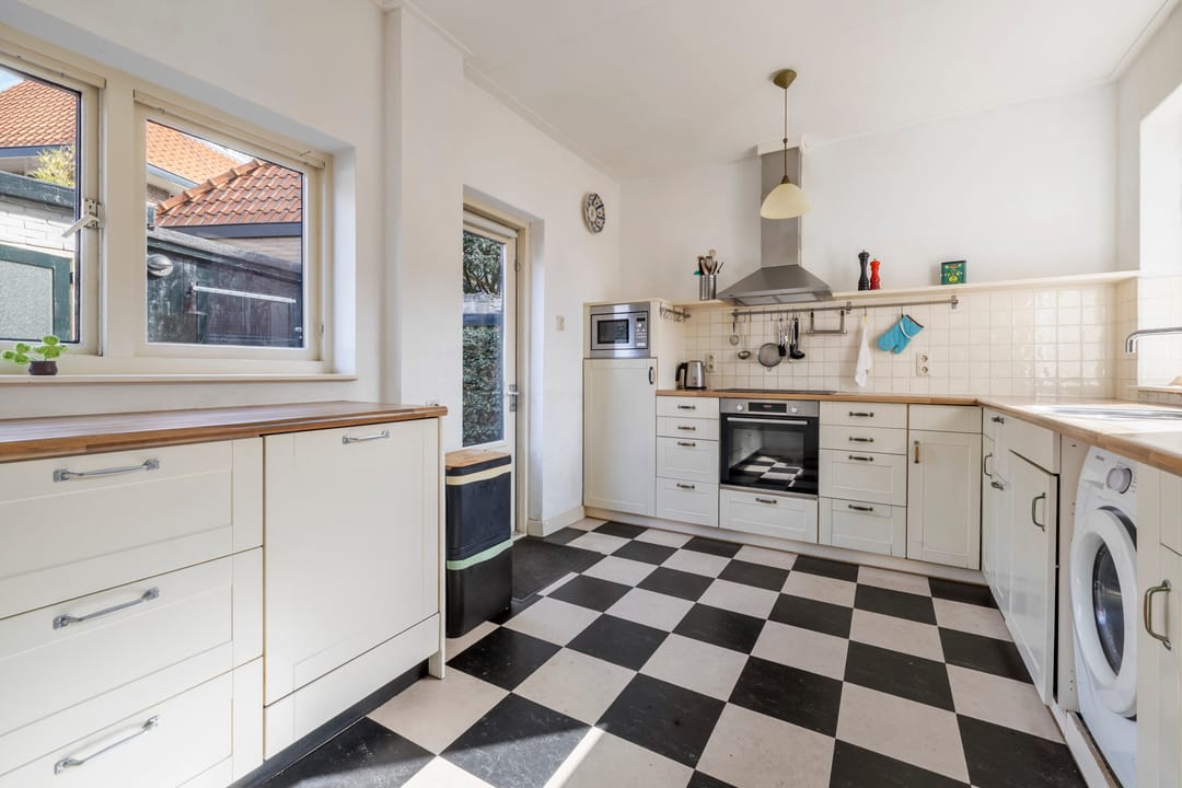 Foto 13 van K.P.C. de Bazelstraat 31