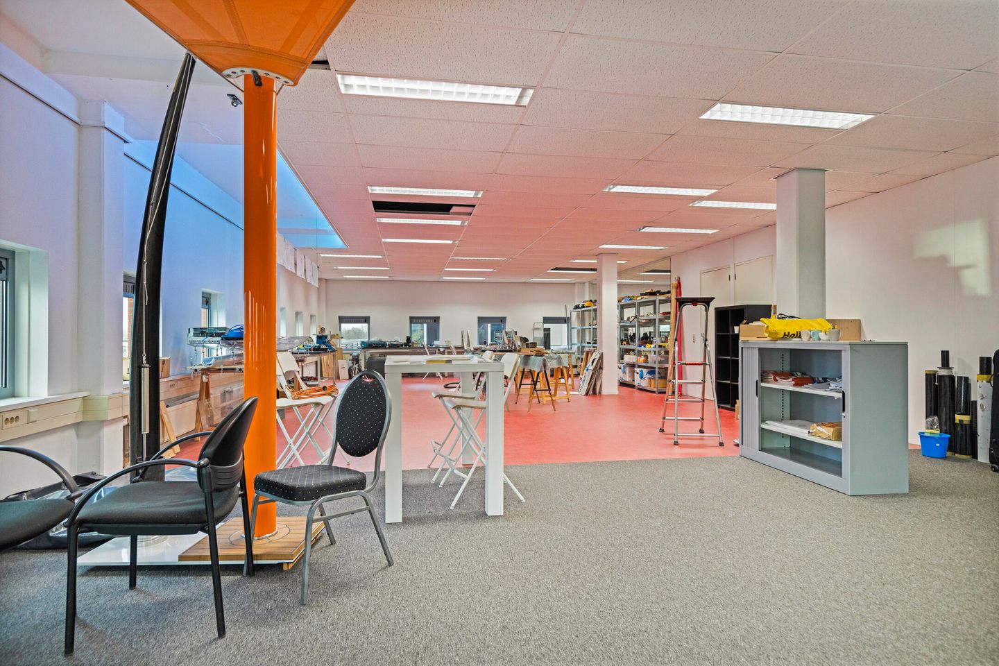 View photo 5 of Productieweg 8