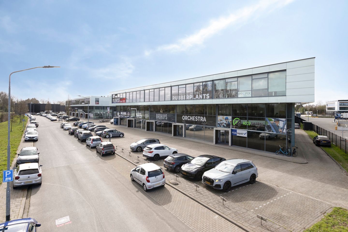 View photo 2 of Neerloopweg 26