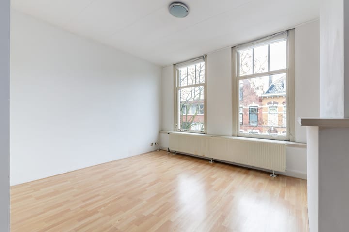 Photo 2 of IJsclubstraat 23-A02