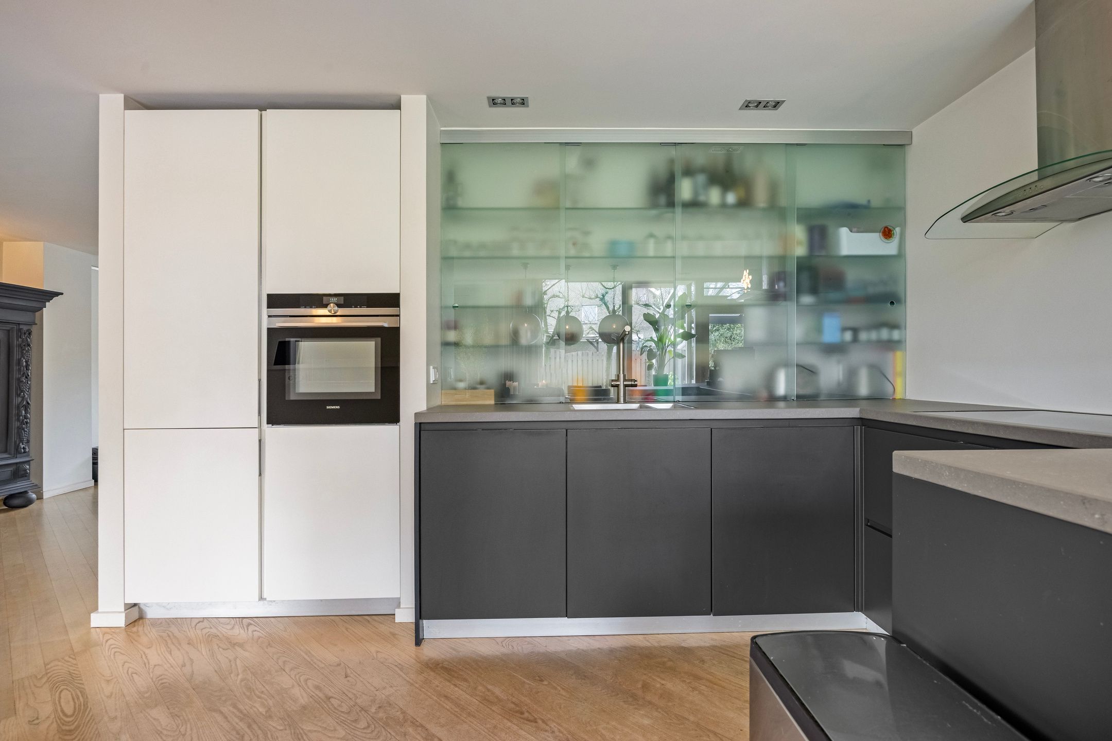 Spacious extended semi-detached residence with five bedrooms in Oosterhout — 21