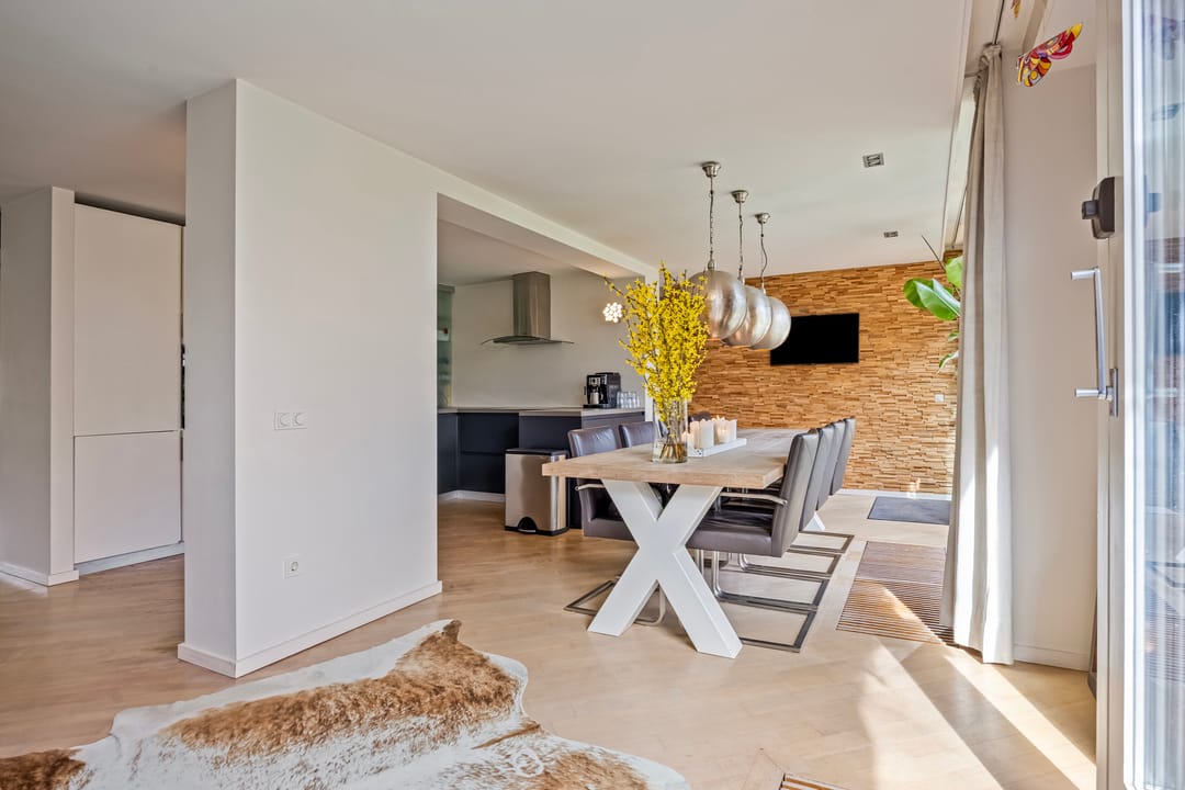 Spacious extended semi-detached residence with five bedrooms in Oosterhout — 15