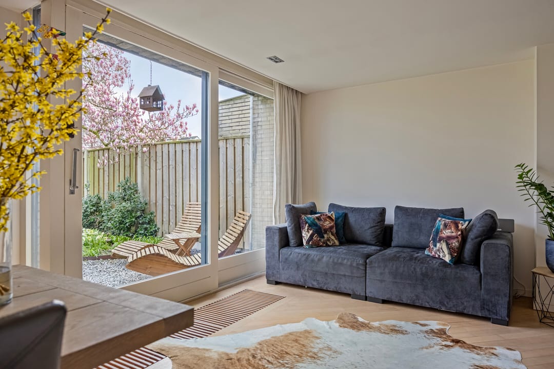 Spacious extended semi-detached residence with five bedrooms in Oosterhout — 25