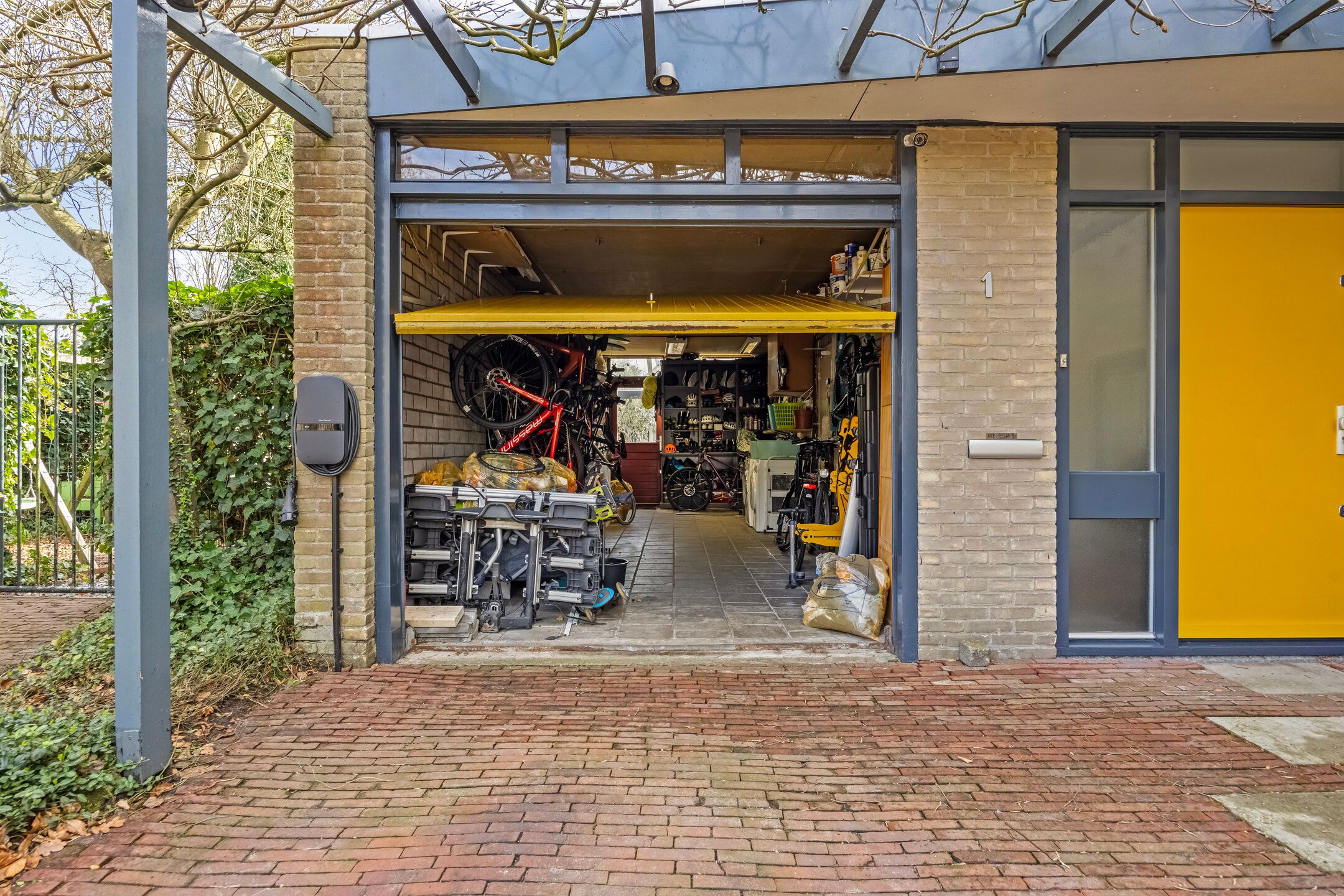 Spacious extended semi-detached residence with five bedrooms in Oosterhout — 56