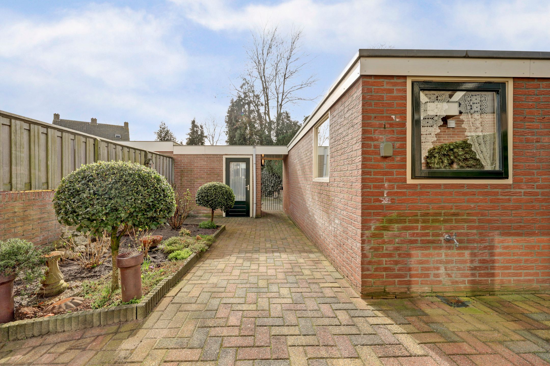 Foto 21 van Selhorstweg 14