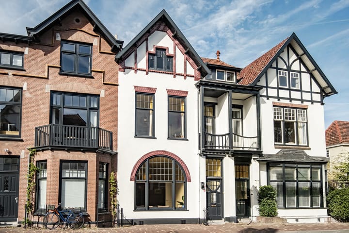 Eerste Emmastraat 10