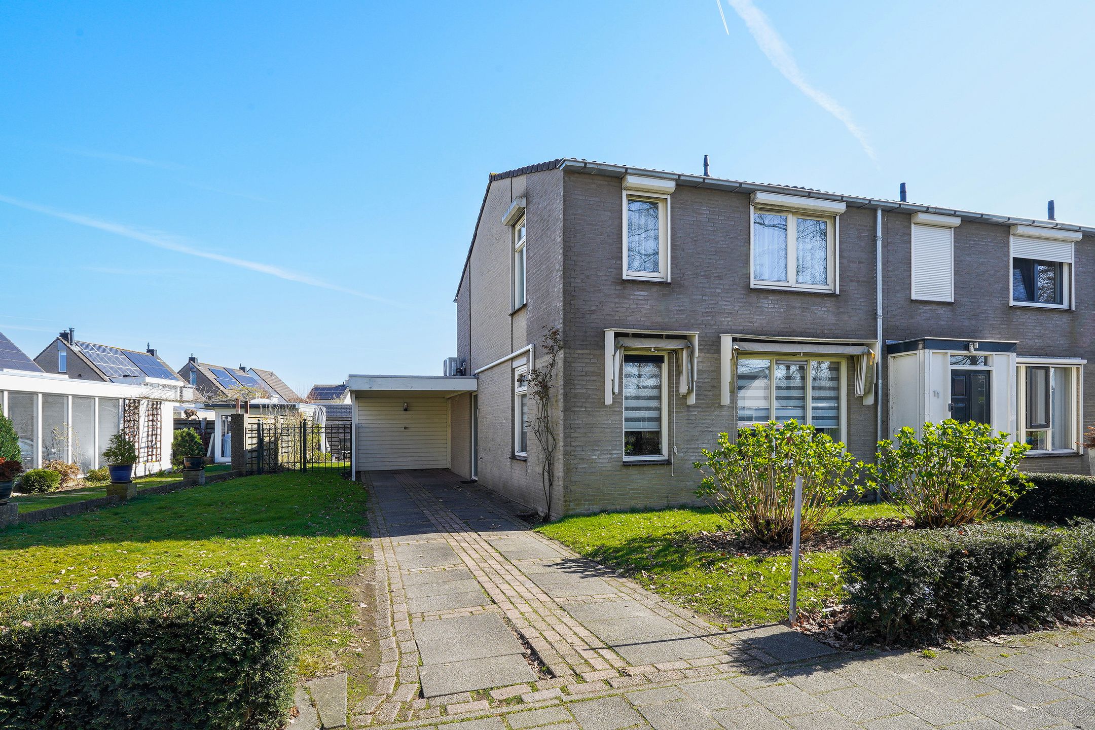 Buying a house in The Netherlands., Putakker 9