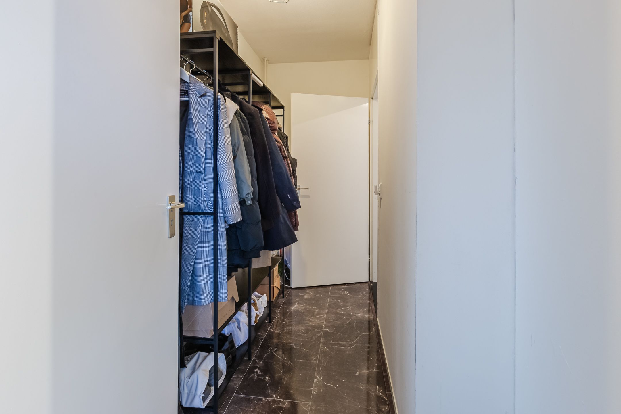 Spacious four room apartment with west facing balcony and storage in Haarlem — 14