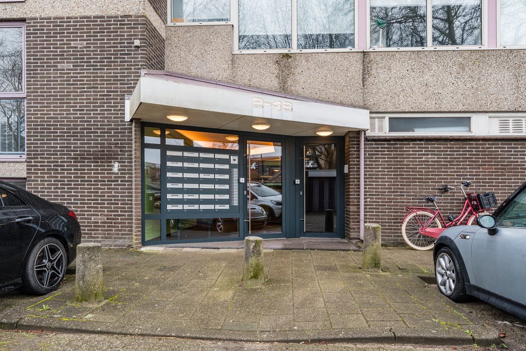 Spacious four room apartment with west facing balcony and storage in Haarlem — 21