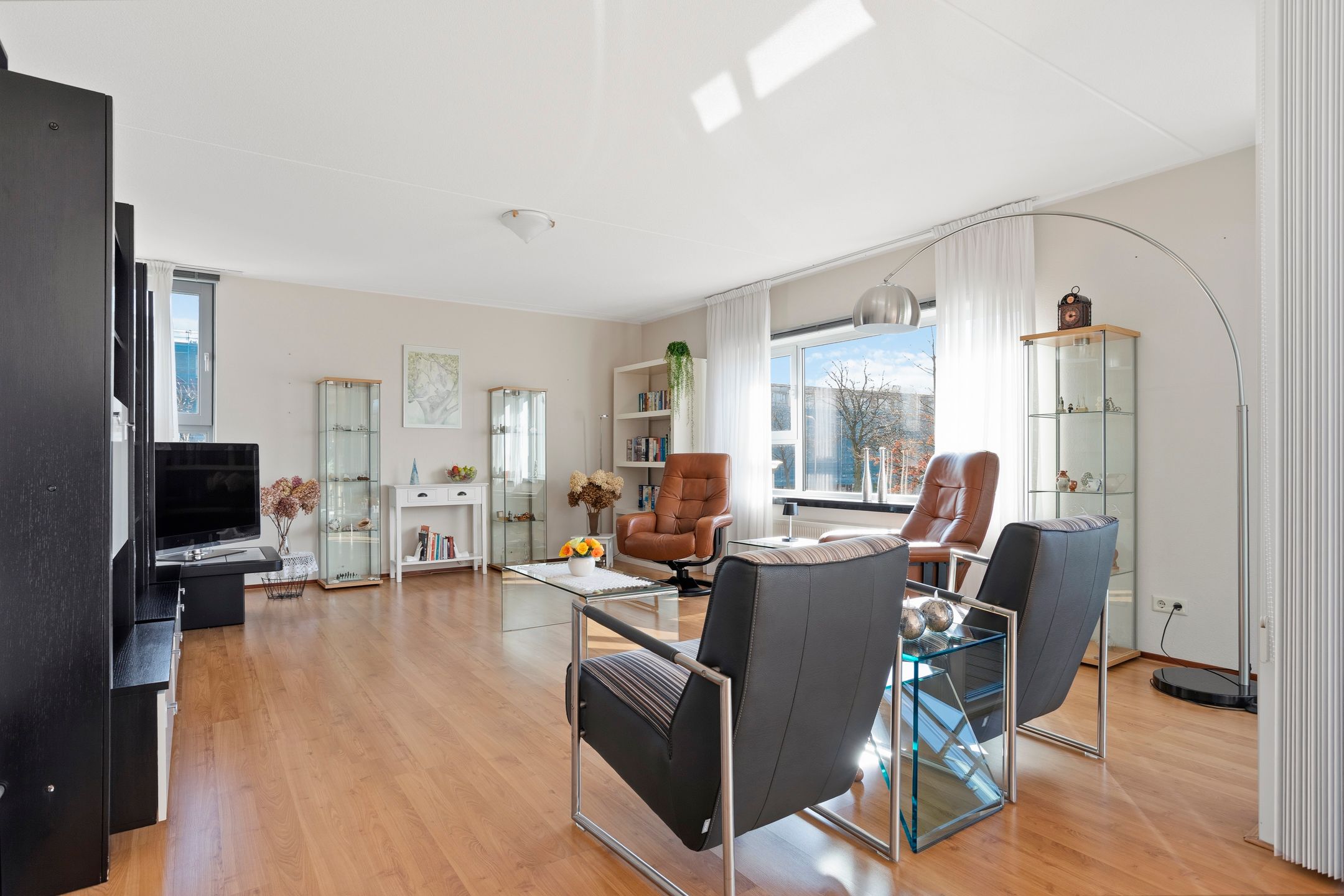 Foto 6 van Leyweg 1298-F