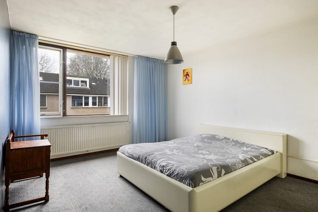 Spacious terraced house with sunny south facing garden in IJsselstein — 23