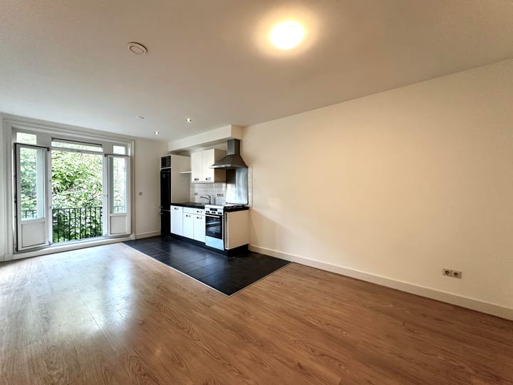 Foto 2 van Admiraal De Ruijterweg 371-1