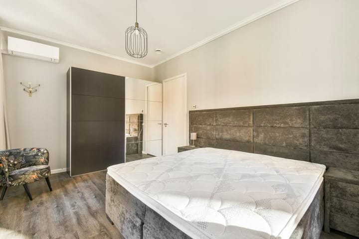 Photo 3 of Leo Smitstraat 41