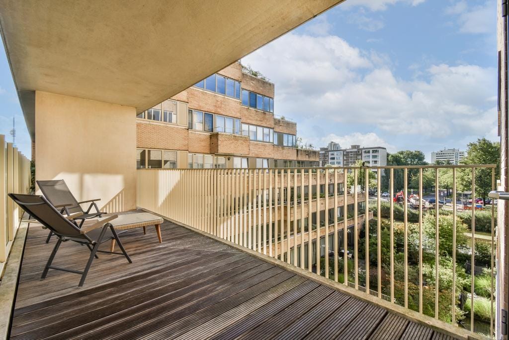 Photo 13 of Leo Smitstraat 41